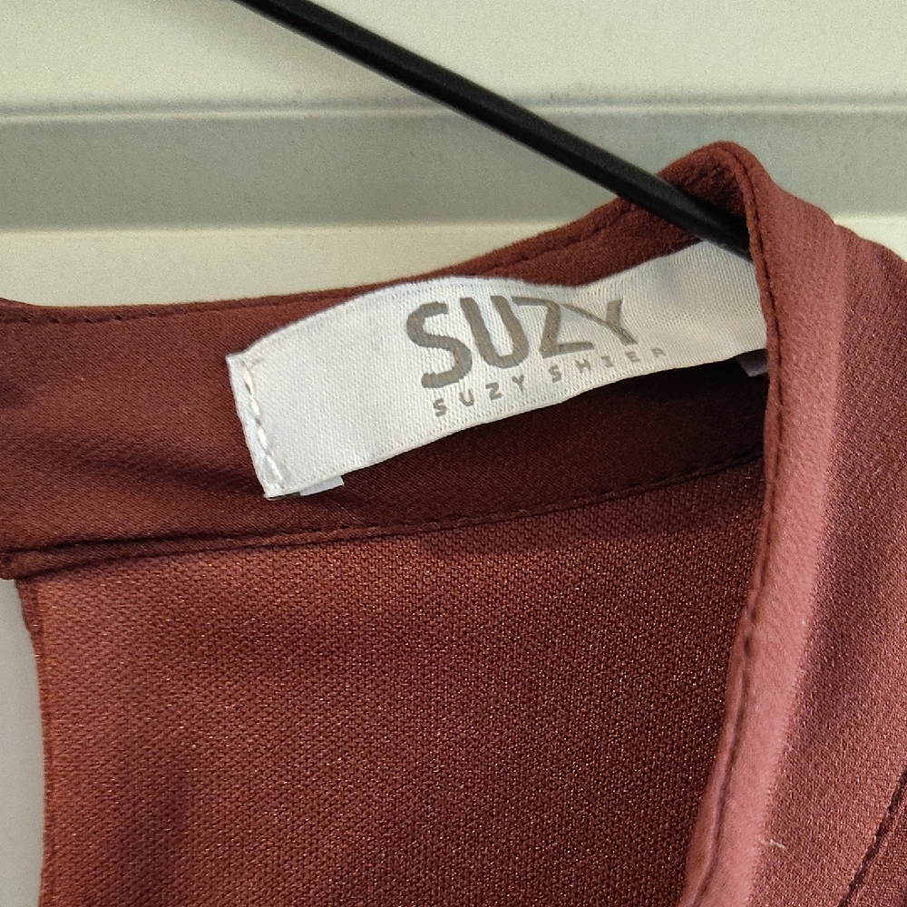 🔥2 For 39$🔥Suzy Shier Mauve and Cream Pleated Midi Dress - Picture 2 of 4